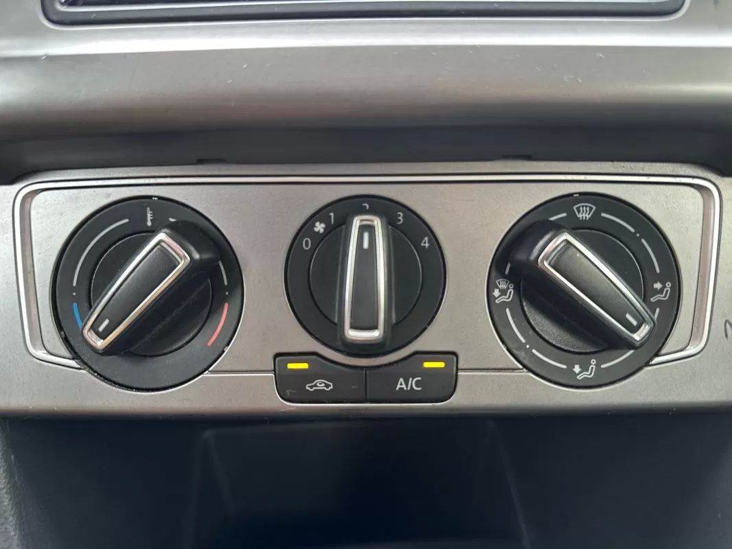 volkswagen-polo-2016-gasolina-999cc