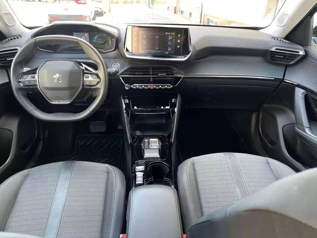 peugeot-e-2008-2022-eletrico-200cc