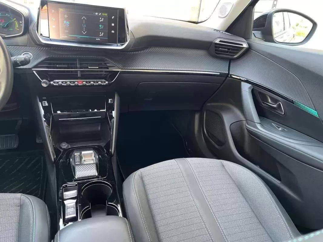 peugeot-e-2008-2022-eletrico-200cc