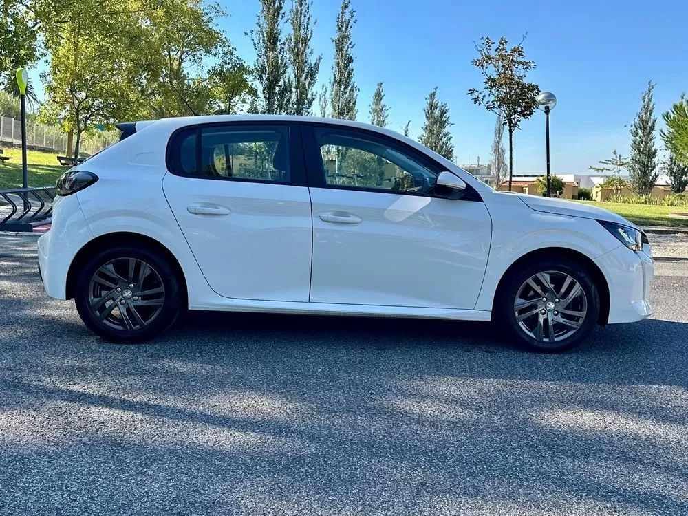peugeot-208-2021-gasolina-1199cc