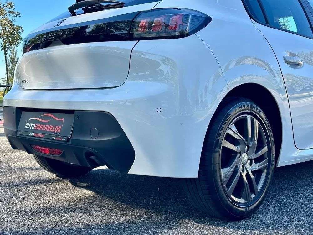 peugeot-208-2021-gasolina-1199cc