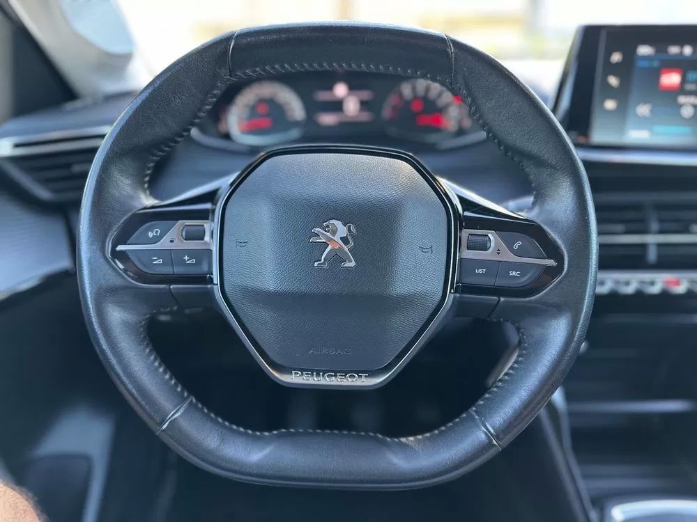peugeot-208-2021-gasolina-1199cc