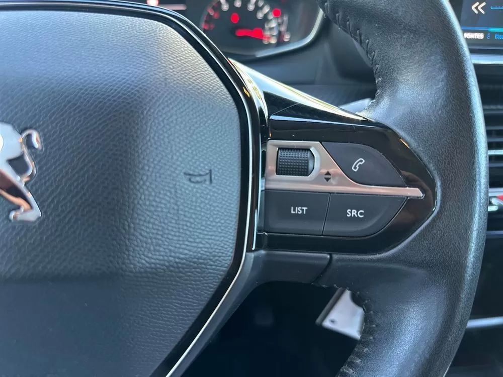 peugeot-208-2021-gasolina-1199cc
