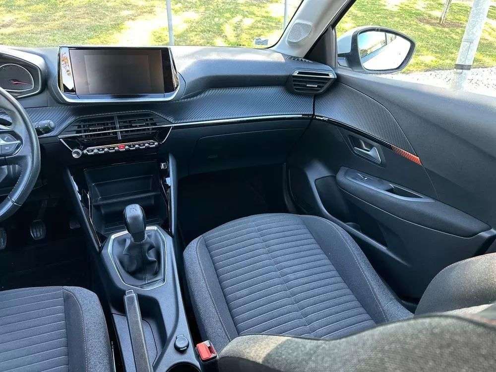 peugeot-208-2021-gasolina-1199cc