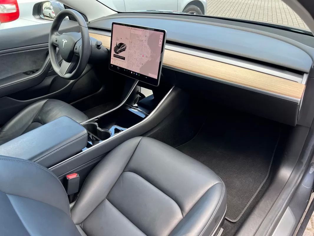tesla-model-3-2019-eletrico-200cc