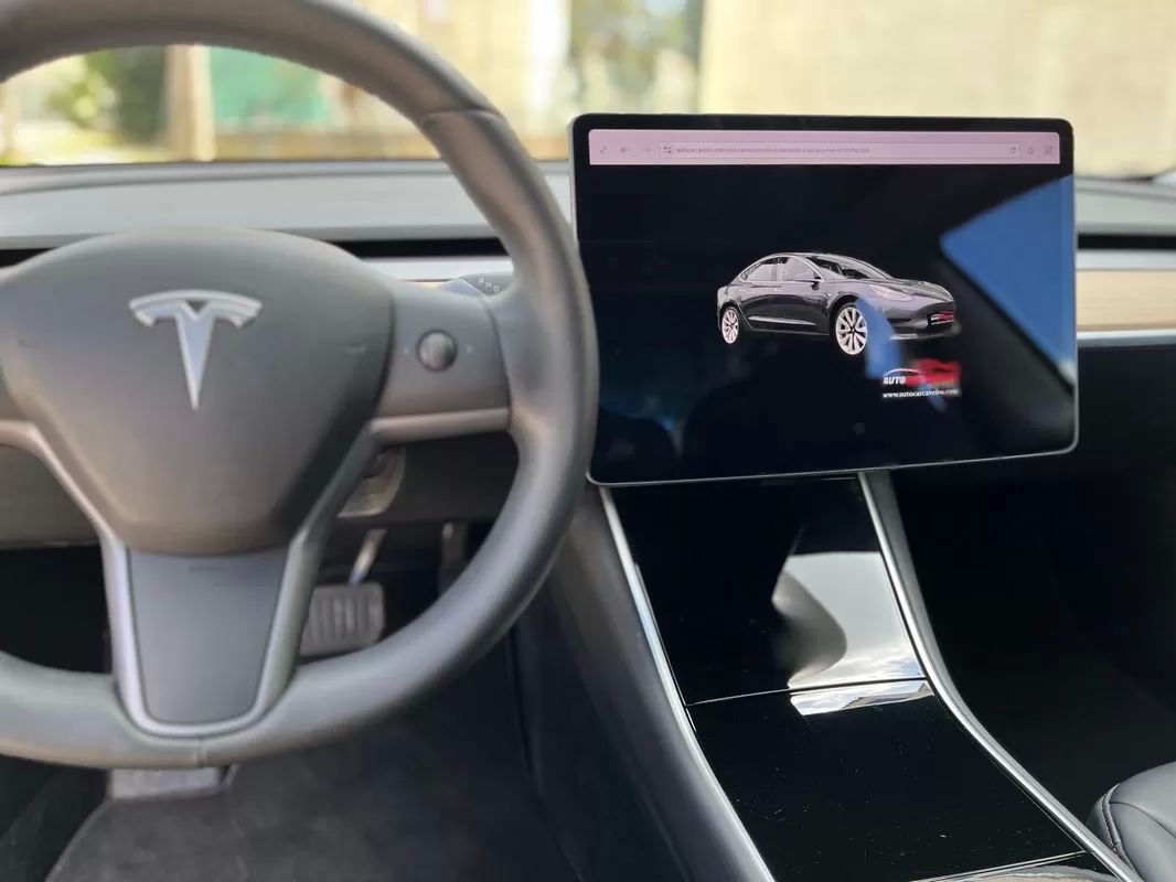 tesla-model-3-2019-eletrico-200cc