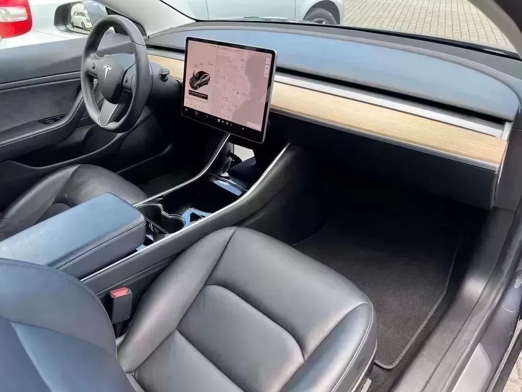 tesla-model-3-2019-eletrico-200cc
