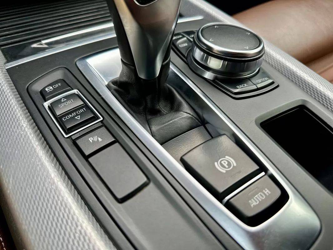bmw-x5-2017-diesel-1995cc