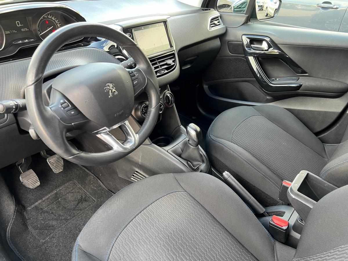peugeot-208-1-2-vti-2019-gasolina-1199cc