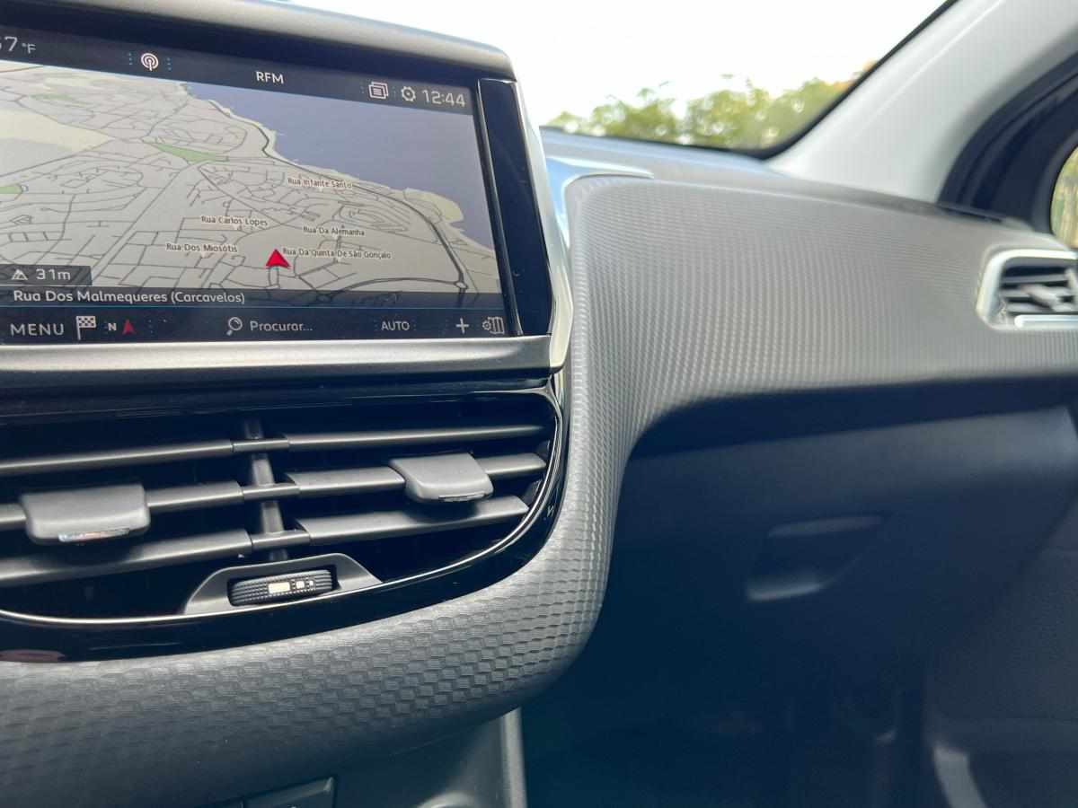 peugeot-208-1-2-vti-2019-gasolina-1199cc
