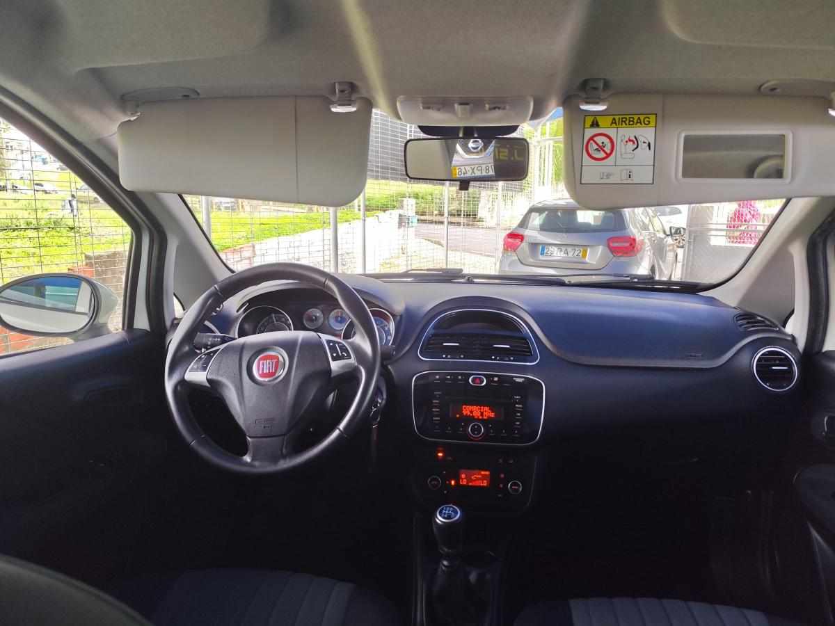 fiat-punto-1-2-2018-gasolina-1242cc