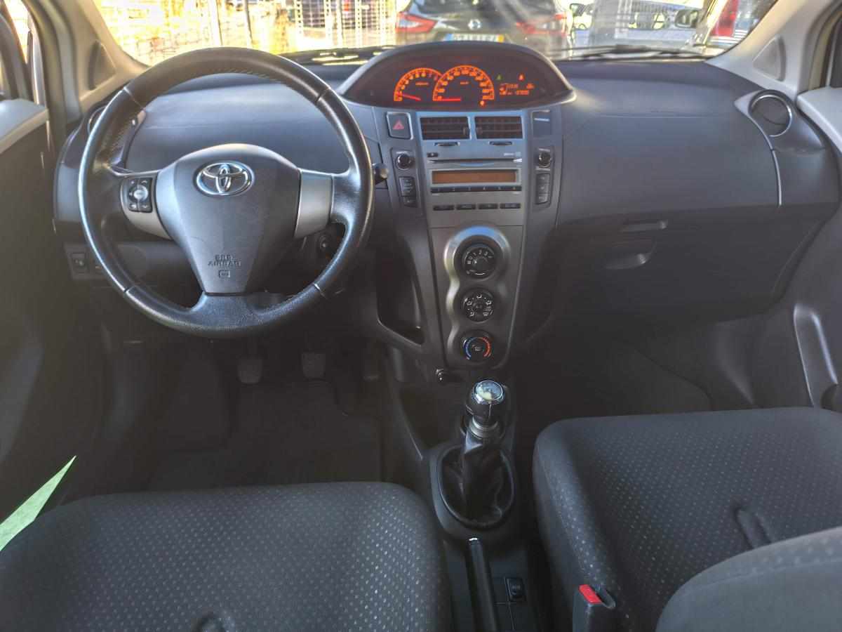 toyota-yaris-1-0-vvt-i-2011-gasolina-998cc