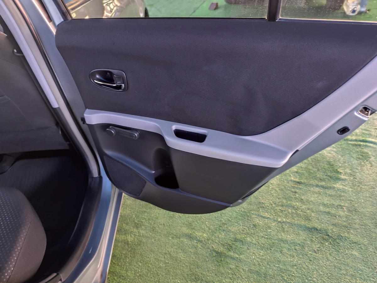 toyota-yaris-1-0-vvt-i-2011-gasolina-998cc