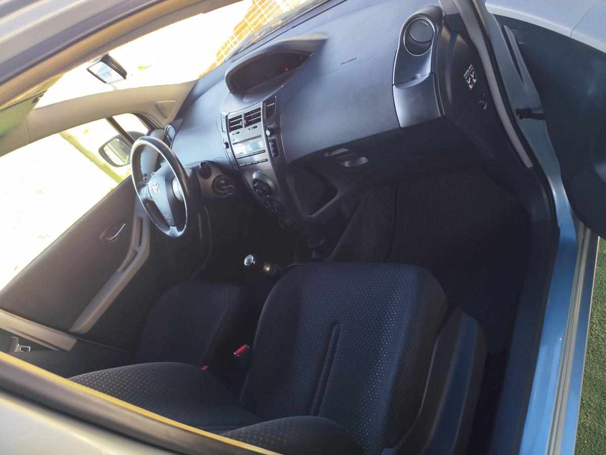 toyota-yaris-1-0-vvt-i-2011-gasolina-998cc