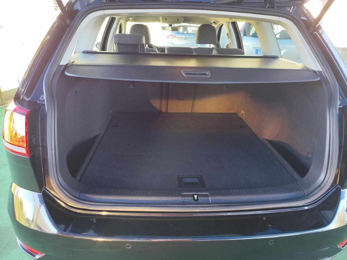 volkswagen-golf-1-6-tdi-bluemotion-2019-diesel-1598cc