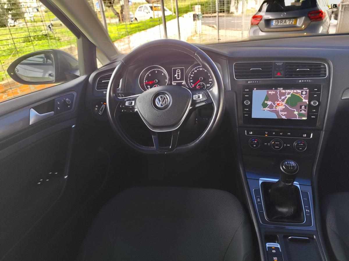 volkswagen-golf-1-6-tdi-bluemotion-2018-diesel-1598cc