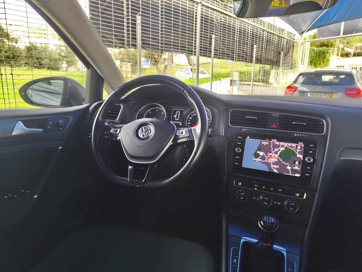 volkswagen-golf-1-6-tdi-bluemotion-2018-diesel-1598cc
