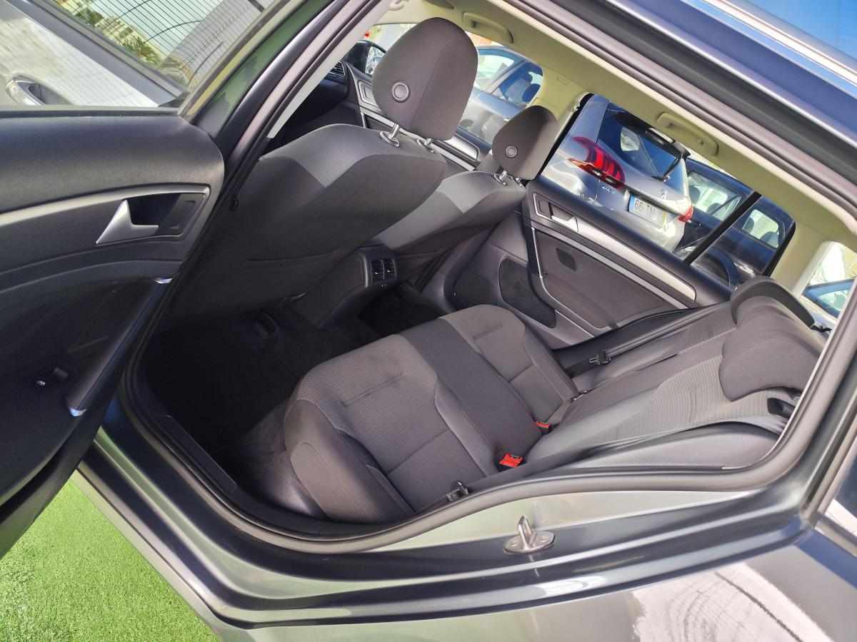 volkswagen-golf-1-6-tdi-bluemotion-2018-diesel-1598cc
