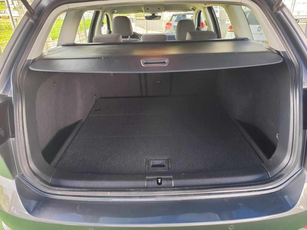 volkswagen-golf-1-6-tdi-bluemotion-2018-diesel-1598cc