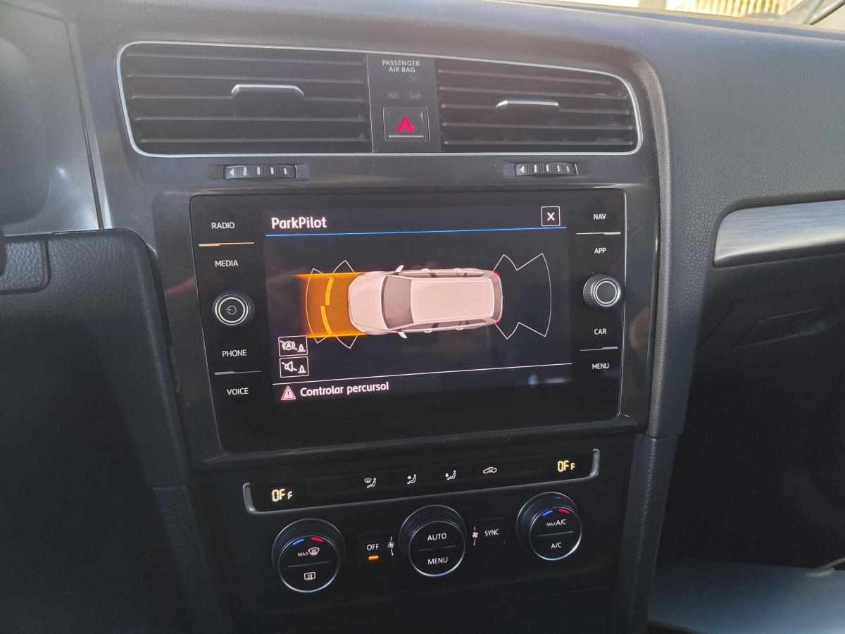 volkswagen-golf-1-6-tdi-bluemotion-2018-diesel-1598cc