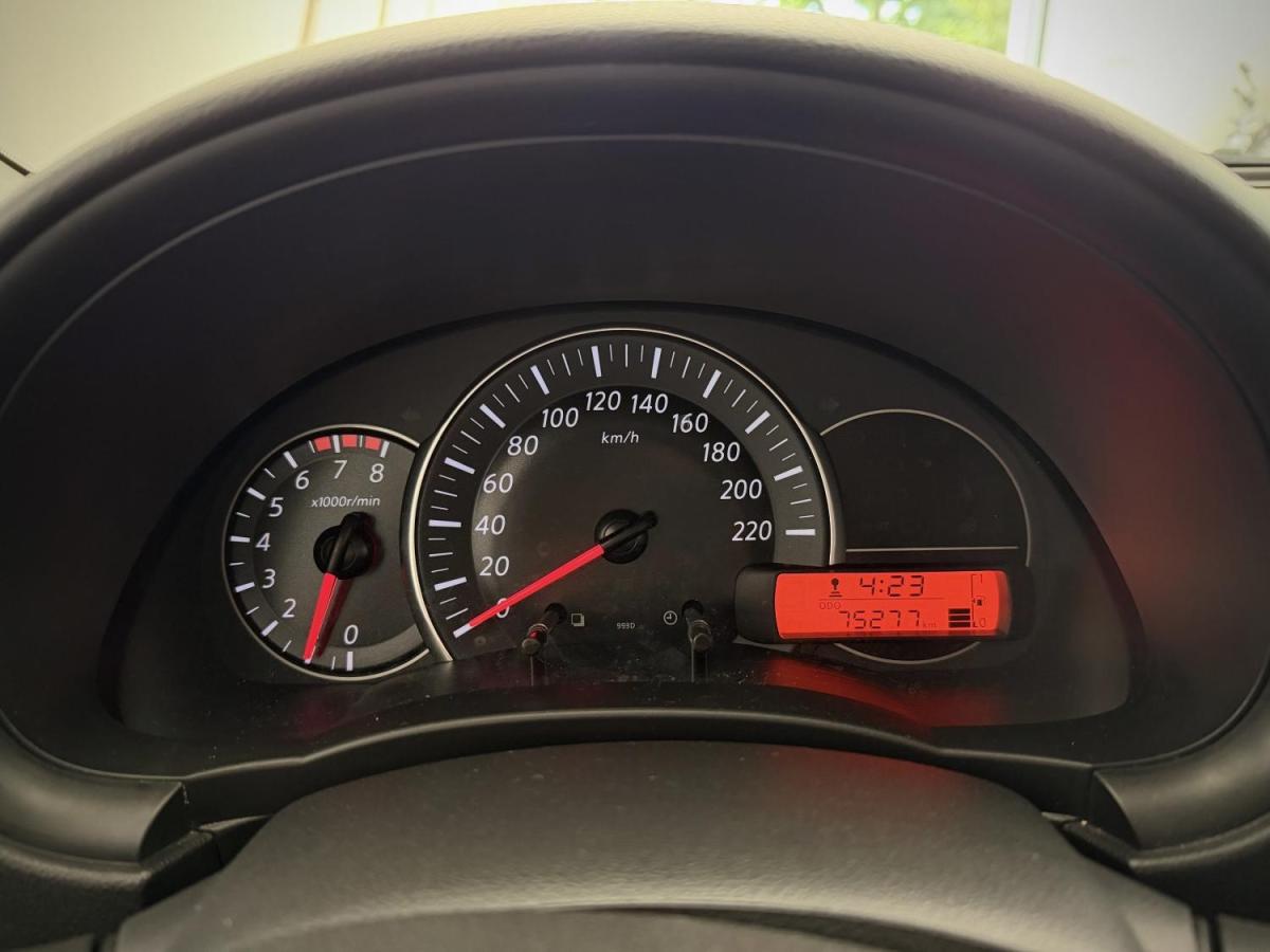 nissan-micra-2015-gasolina-1198cc
