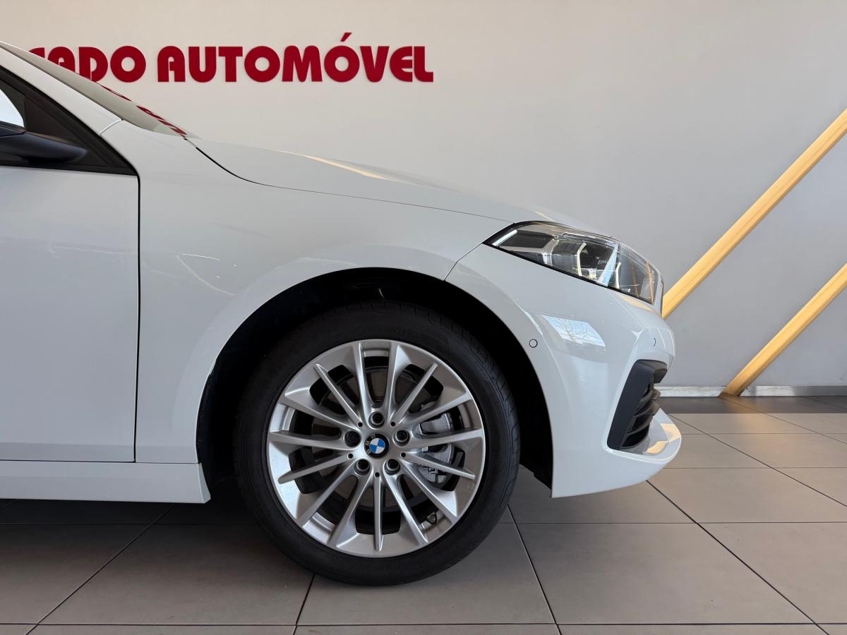 bmw-serie-1-2023-gasolina-1499cc