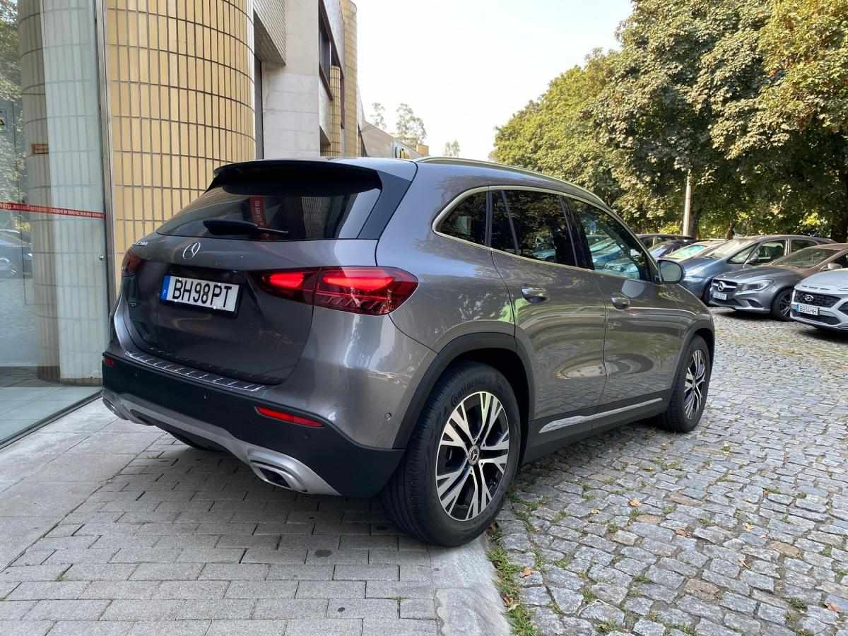 mercedes-benz-gla-2024-gasolina-1332cc