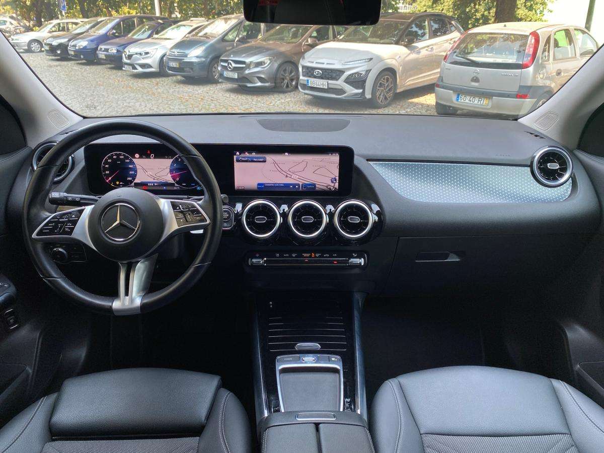 mercedes-benz-gla-2024-gasolina-1332cc