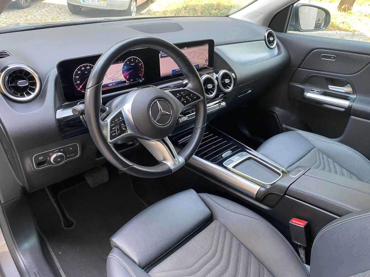 mercedes-benz-gla-2024-gasolina-1332cc