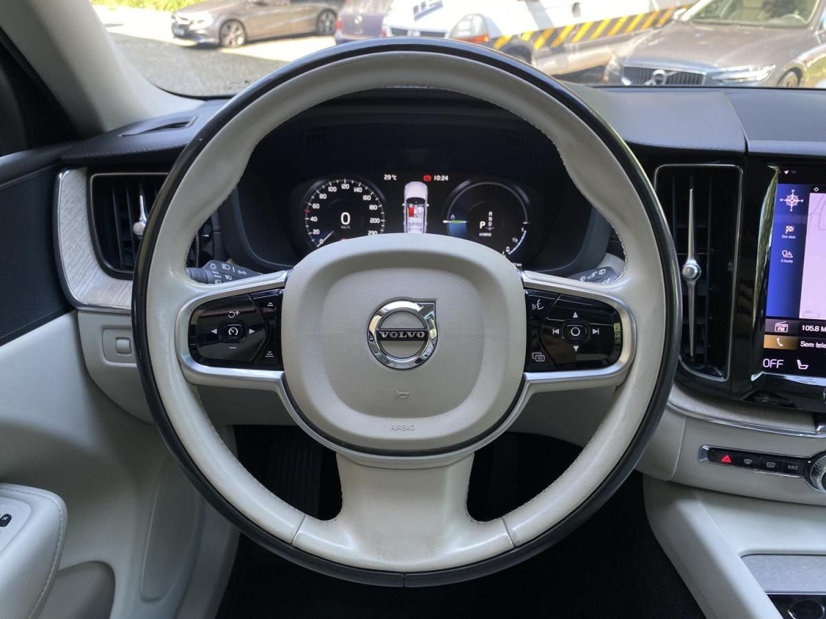 volvo-xc60-2020-hibrido-a-gasolina-1969cc
