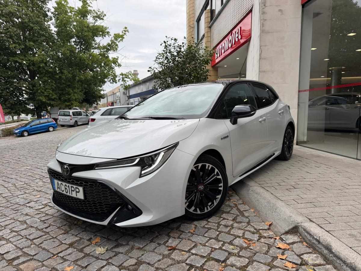 toyota-corolla-2020-hibrido-a-gasolina-1798cc