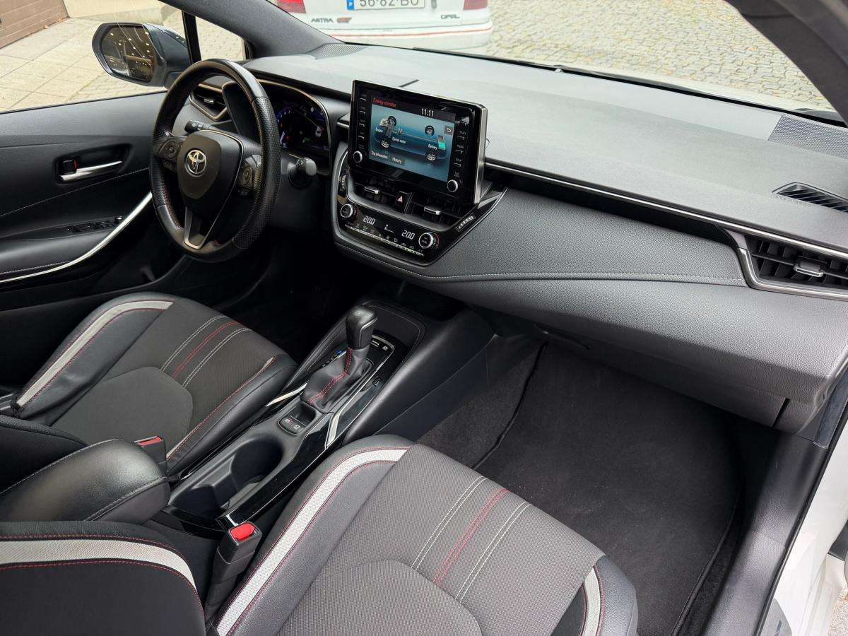 toyota-corolla-2020-hibrido-a-gasolina-1798cc
