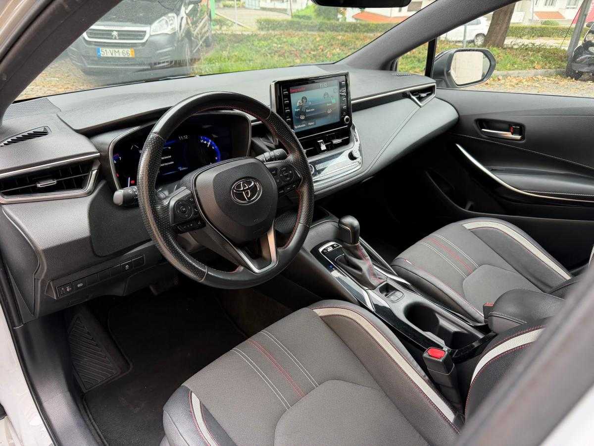 toyota-corolla-2020-hibrido-a-gasolina-1798cc
