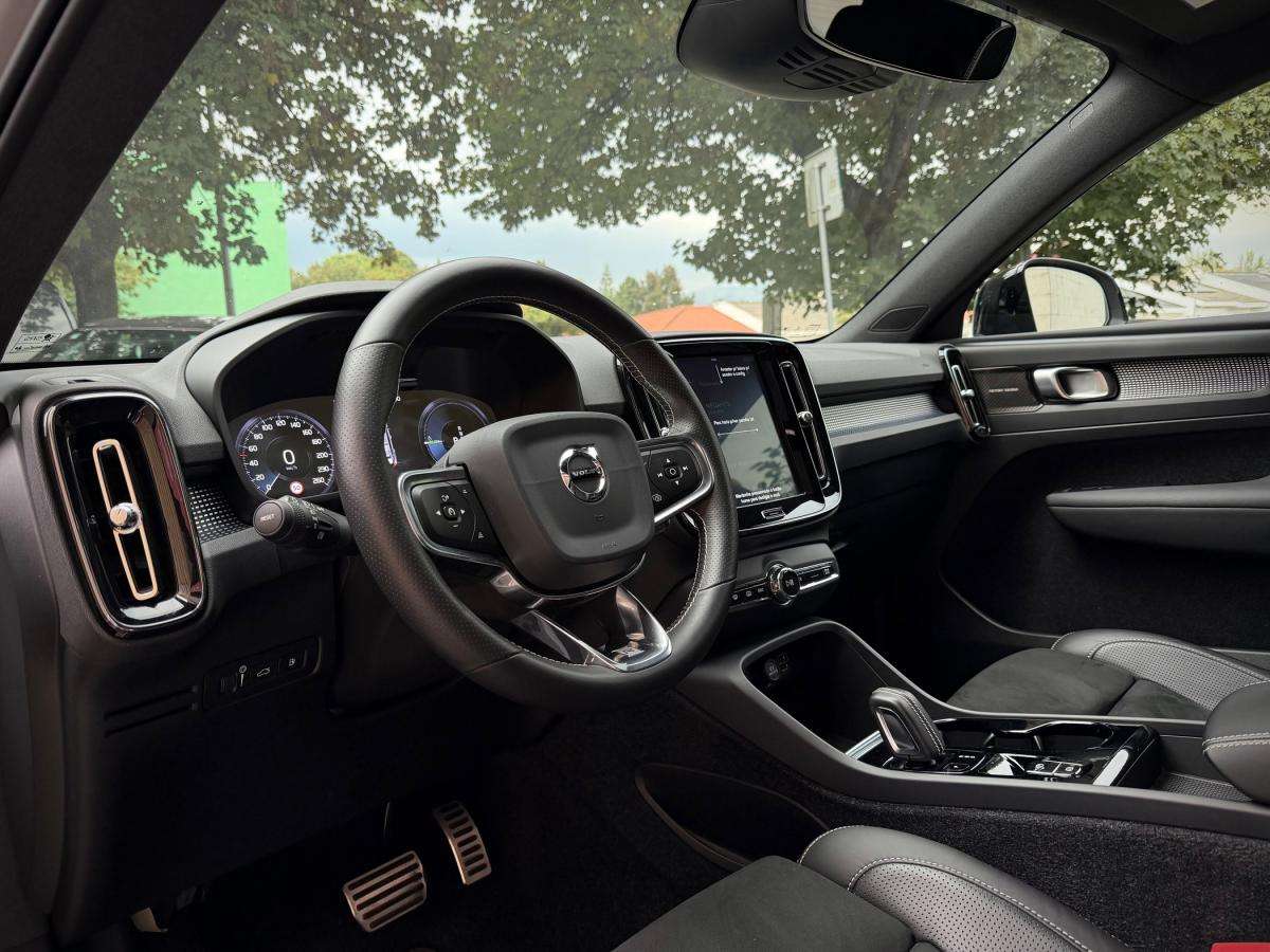 volvo-xc40-2020-hibrido-a-gasolina-1477cc