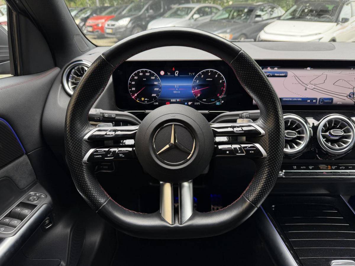mercedes-benz-gla-2024-gasolina-1332cc