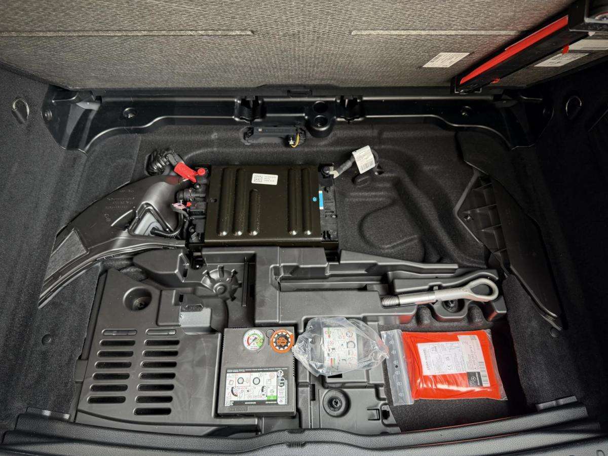 mercedes-benz-gla-2024-gasolina-1332cc