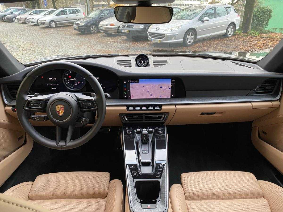 porsche-992-2023-gasolina-2981cc