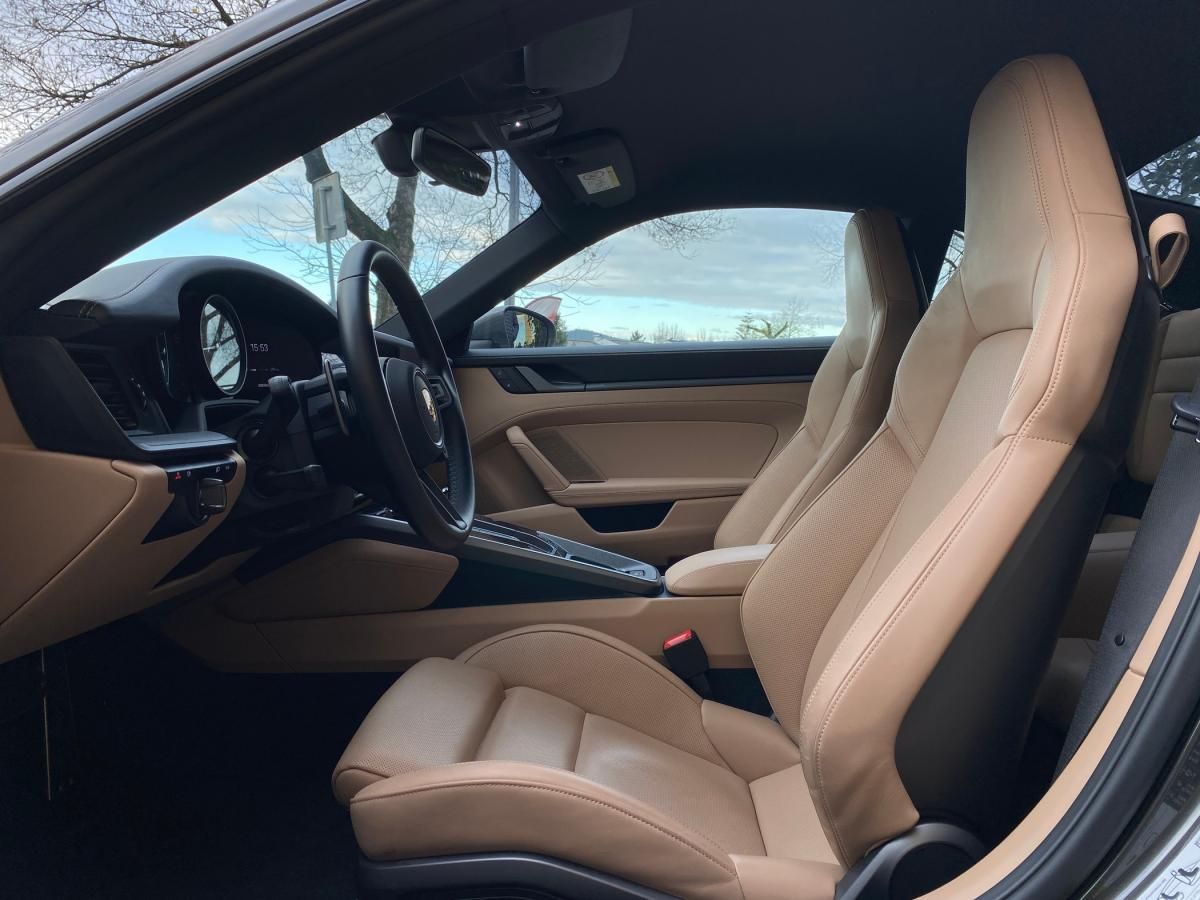 porsche-992-2023-gasolina-2981cc