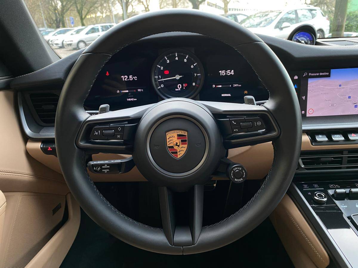 porsche-992-2023-gasolina-2981cc