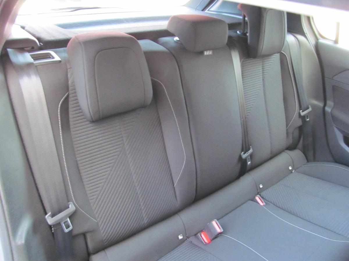 peugeot-308-1-2-puretech-2022-gasolina-1199cc