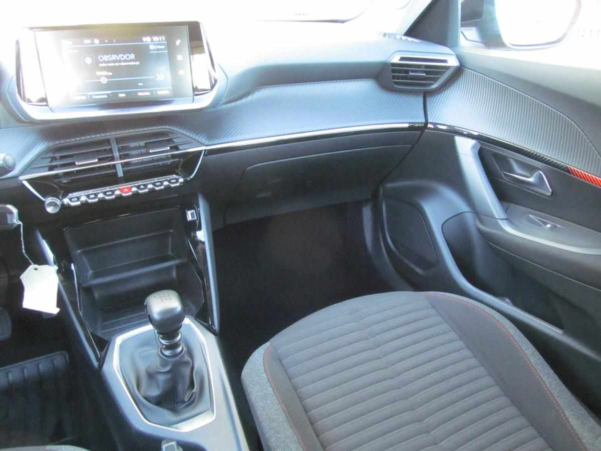 peugeot-2008-1-2-puretech-2022-gasolina-1199cc