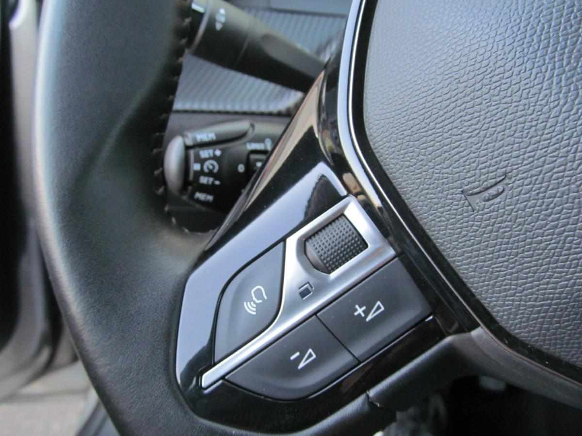 peugeot-208-1-2-puretech-2020-gasolina-1199cc