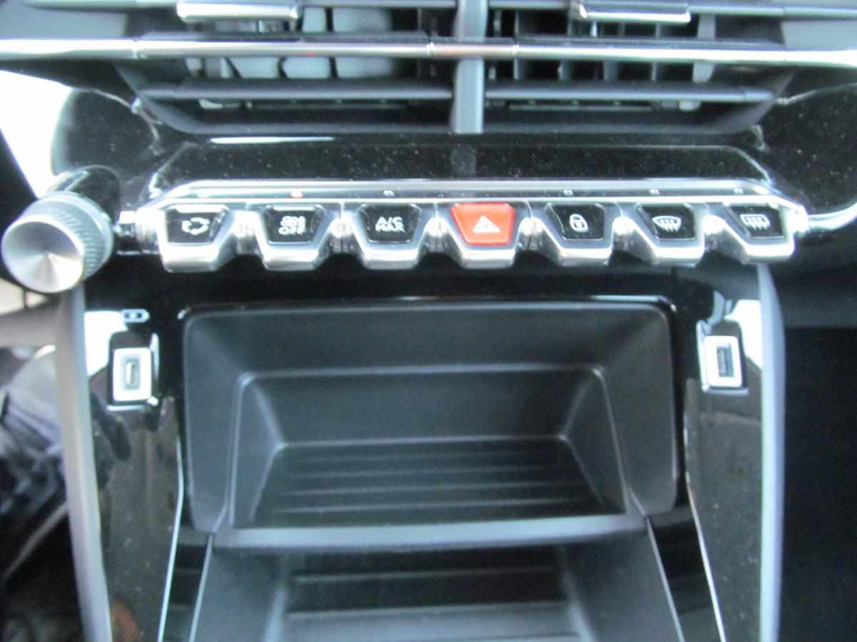 peugeot-208-1-2-puretech-2020-gasolina-1199cc