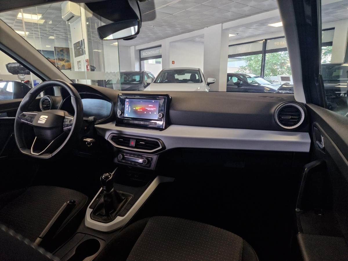 seat-arona-2023-gasolina-999cc