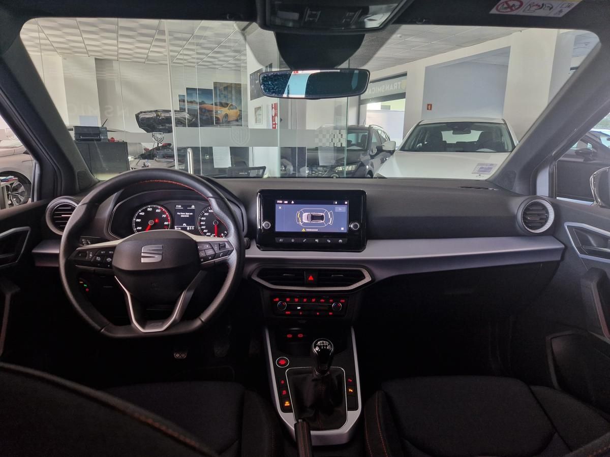 seat-arona-2022-gasolina-999cc