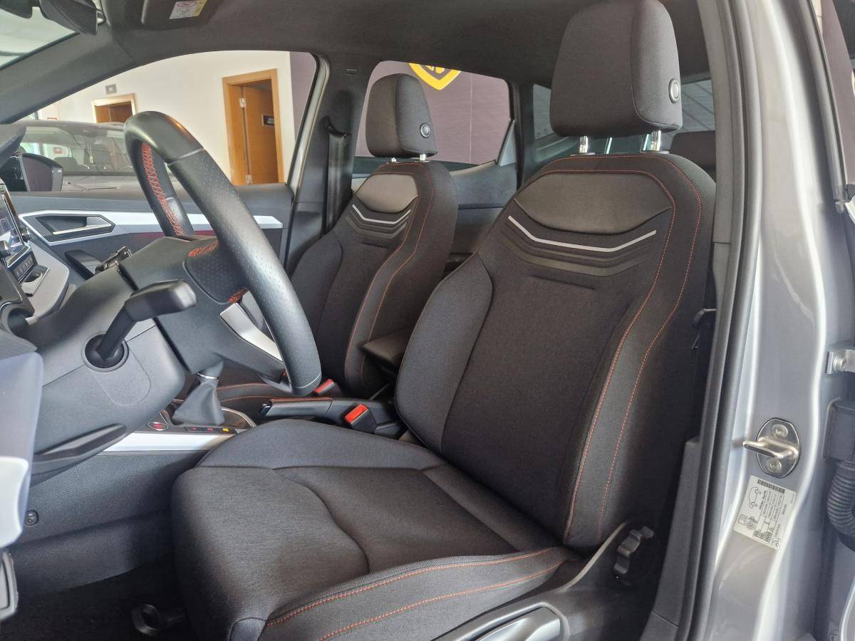 seat-arona-2022-gasolina-999cc