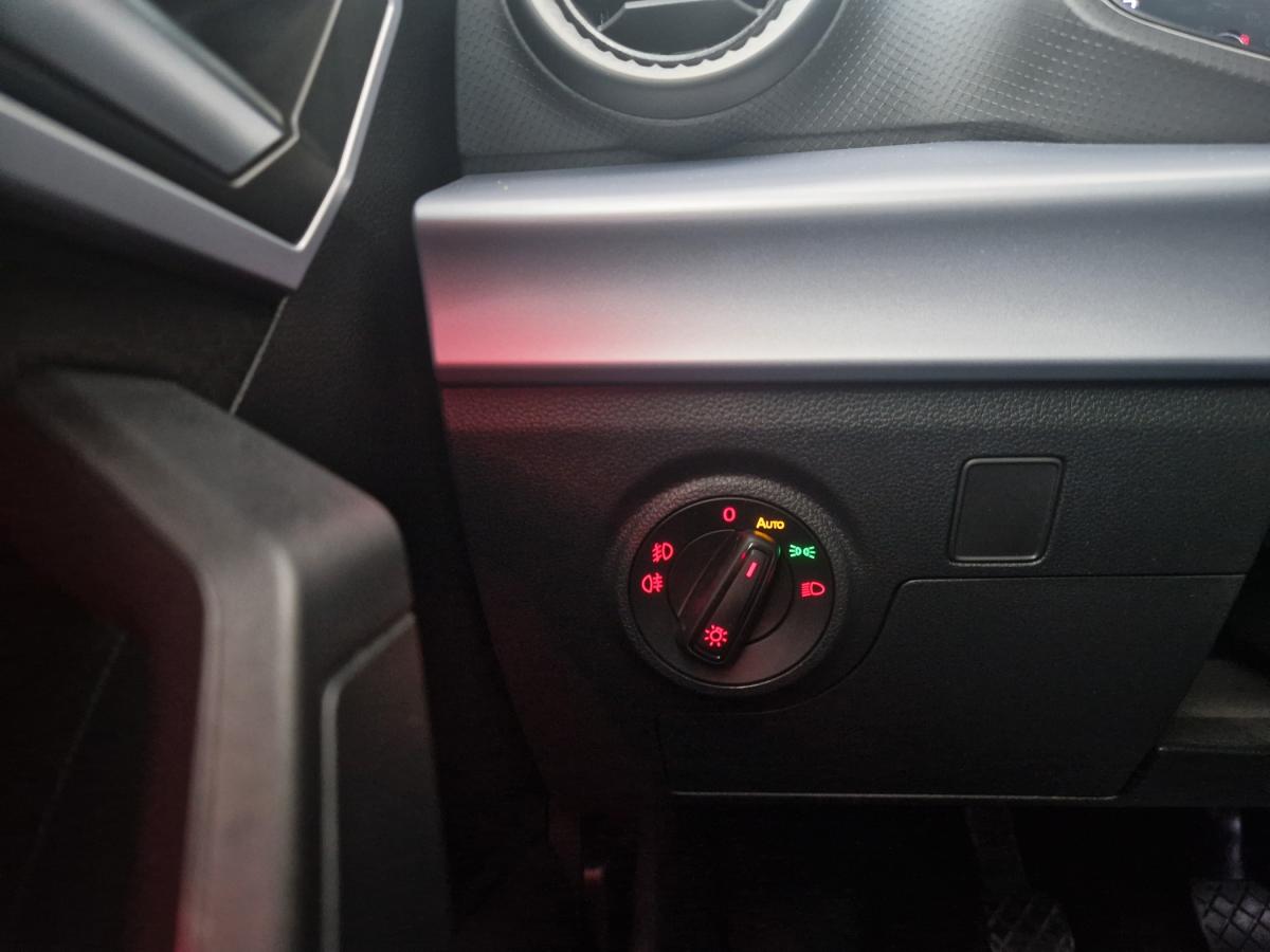 seat-arona-2022-gasolina-999cc