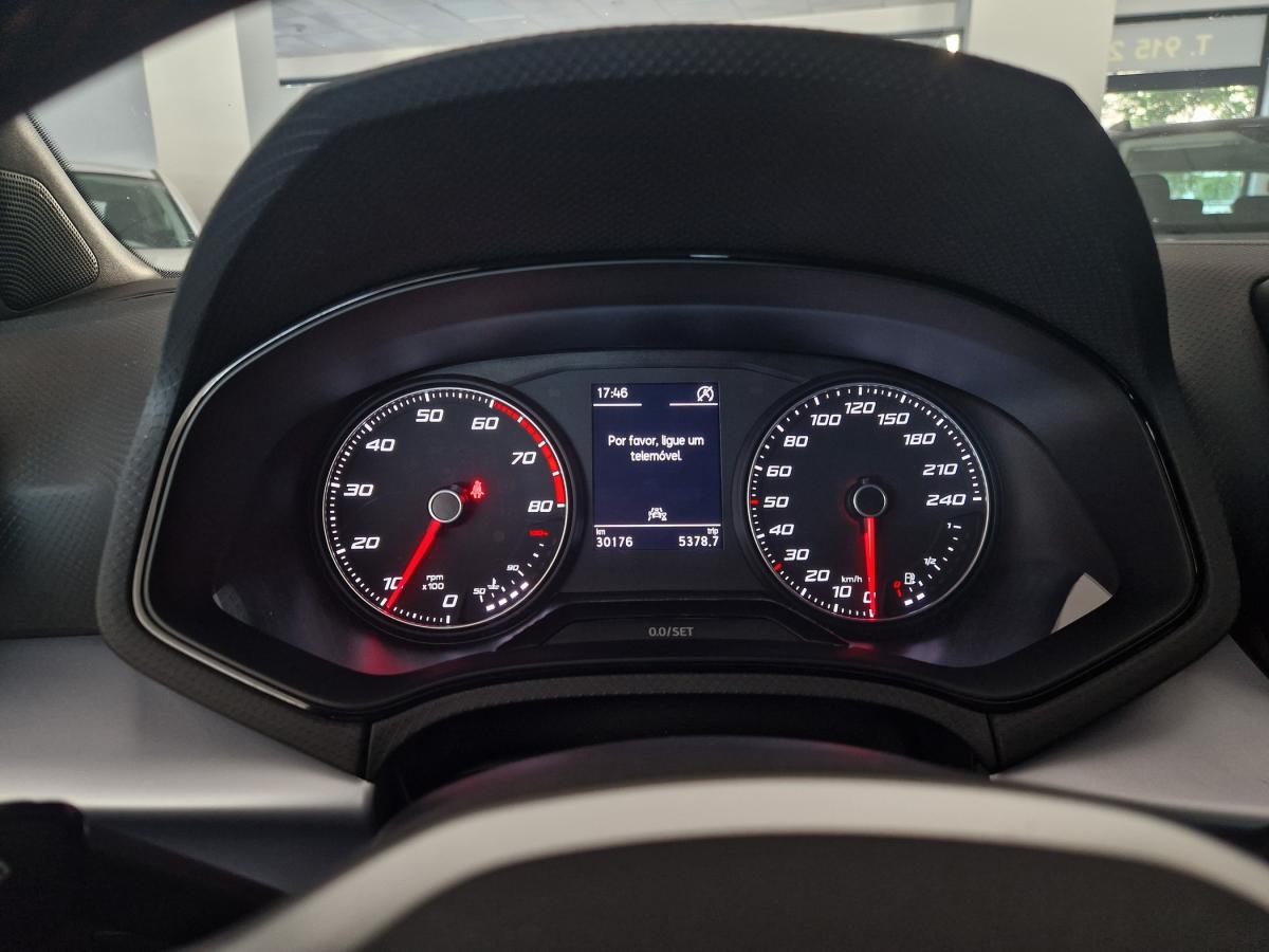 seat-arona-2022-gasolina-999cc