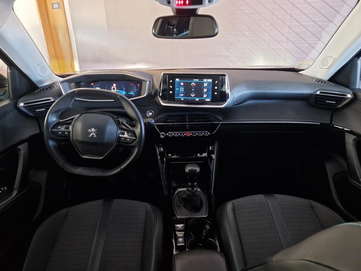 peugeot-2008-2021-diesel-1499cc