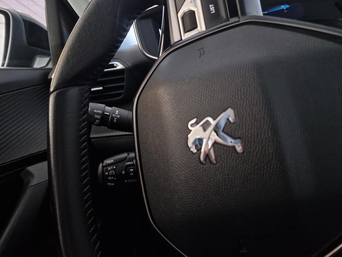 peugeot-2008-2021-diesel-1499cc